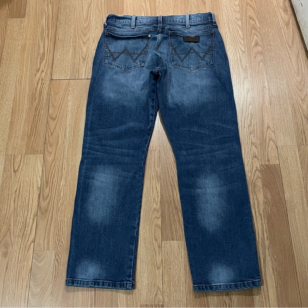 Wrangler Retro Men’s 32x30 (33x30) Slim Straight Jeans Dark Blue Denim Western - Picture 15 of 15